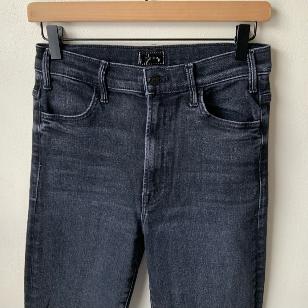 MOTHER Jeans Hustler Ankle Fray Encounters at Night Cropped Black Size 29 - Picture 4 of 15